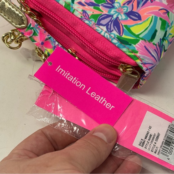 Disney Parks Lilly Pulitzer Dreamin’ Crossbody Purse Minnie Daisy Bag NWT - Picture 3 of 15